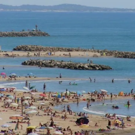 Dom wakacyjny Cimm Valras Maison De Vacance Pour 6 Personnes Béziers