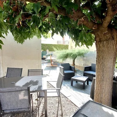 Dom wakacyjny Cimm Valras Maison De Vacance Pour 6 Personnes Béziers